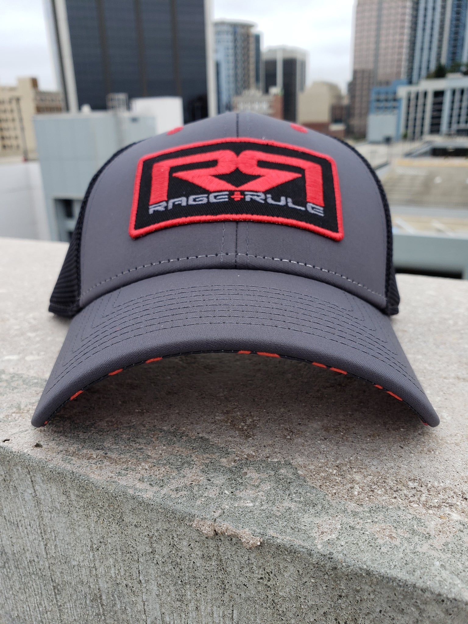 RED/GRAY RR TRUCKER HAT