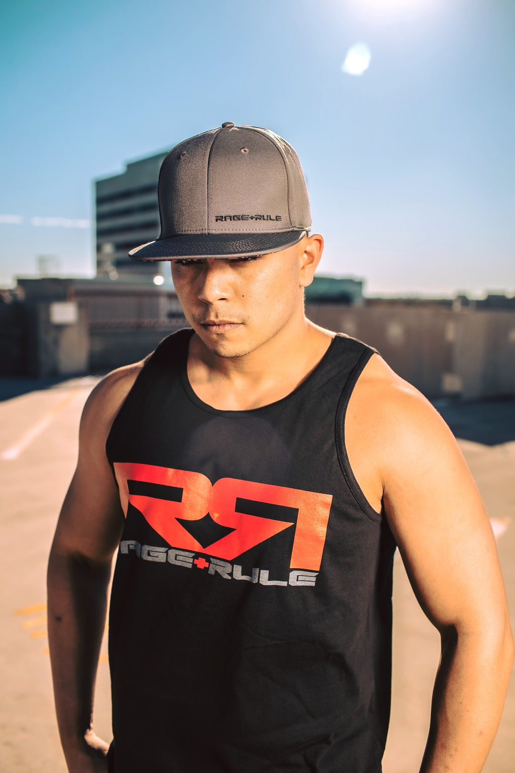 RED/GRAY RR- BLACK TANK