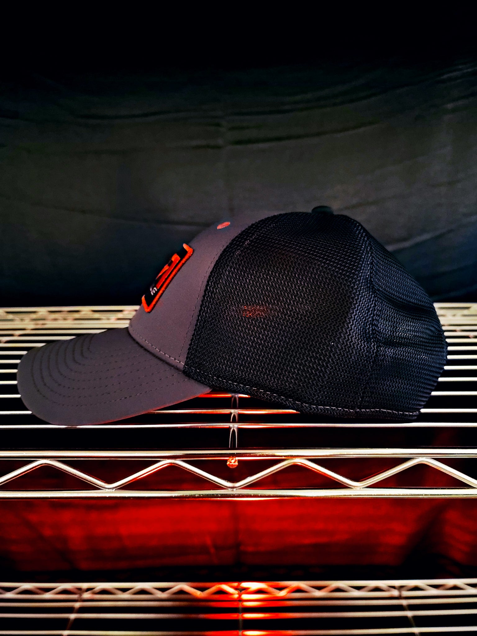 RED/GRAY RR TRUCKER HAT